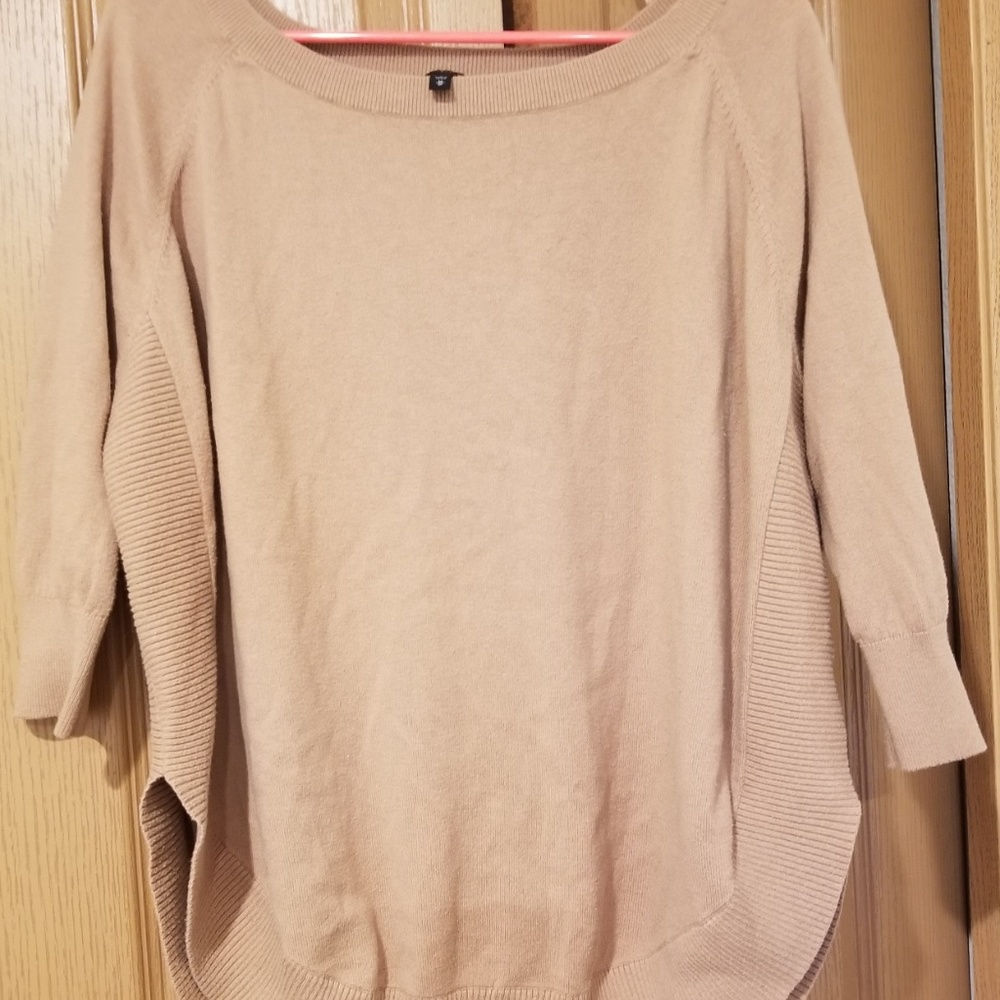 Express Sweater - Picture 2 of 4